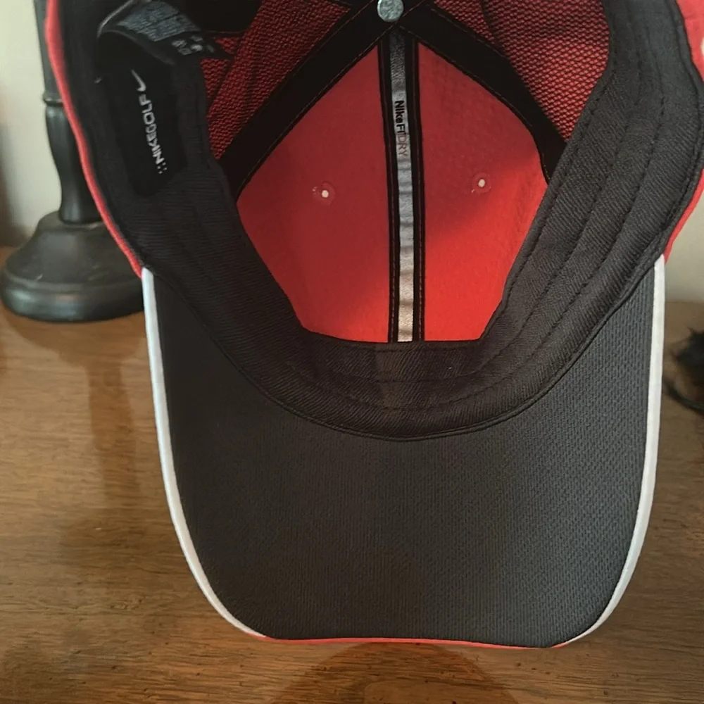NIKE Golf Cap